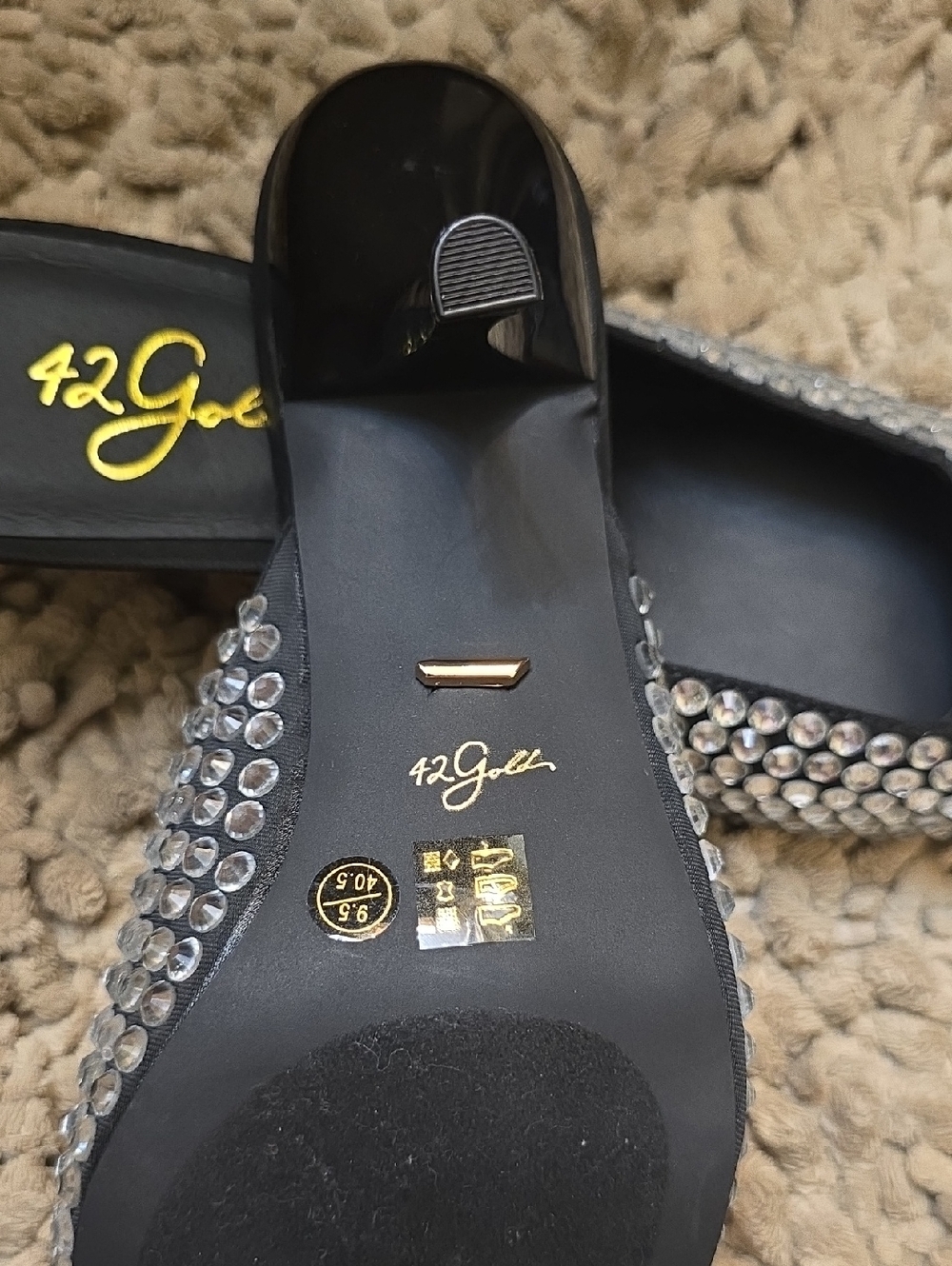 New 42 GOLD Women's Size 9.5 Black Crystal-Studded Slip-On Mules - Picture 6 of 7